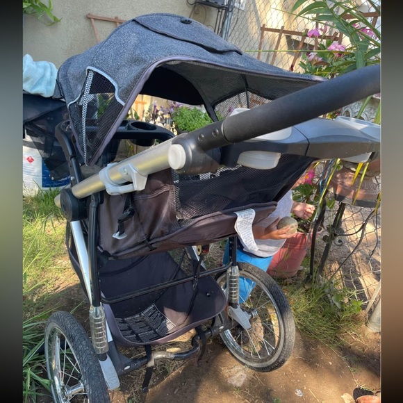 Baby trend stroller - Picture 8 of 8